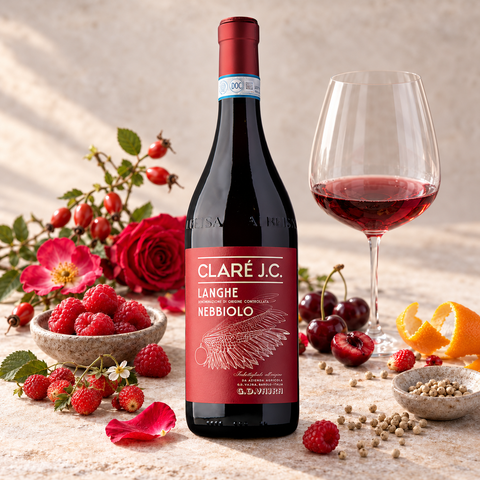 G.D. Vajra Langhe Nebbiolo Claré J.C. 2024 rødvin med hindbær, skovjordbær, kirsebær, hyben, roser, citrusskal og hvid peber